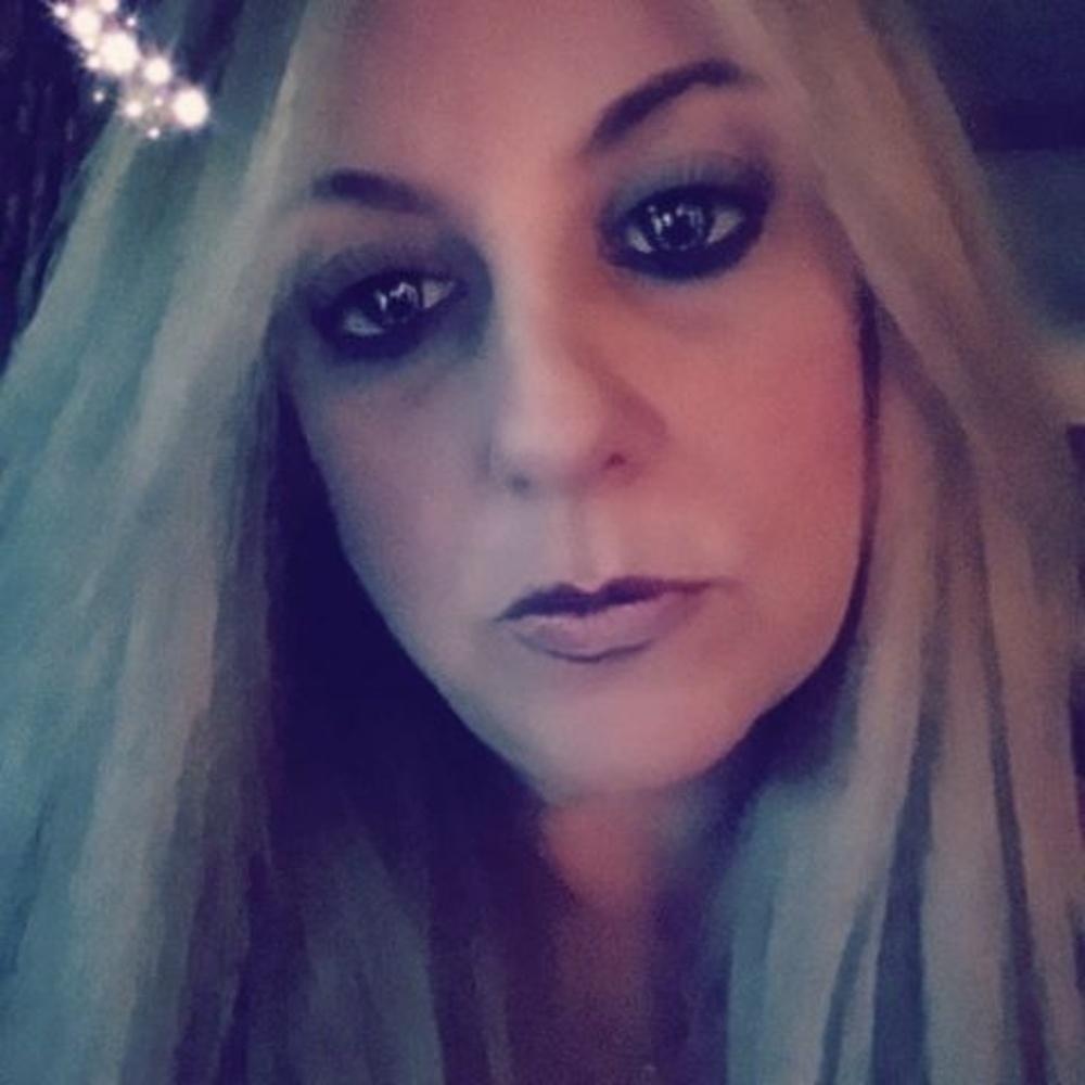 Meet your Posher, Brenda